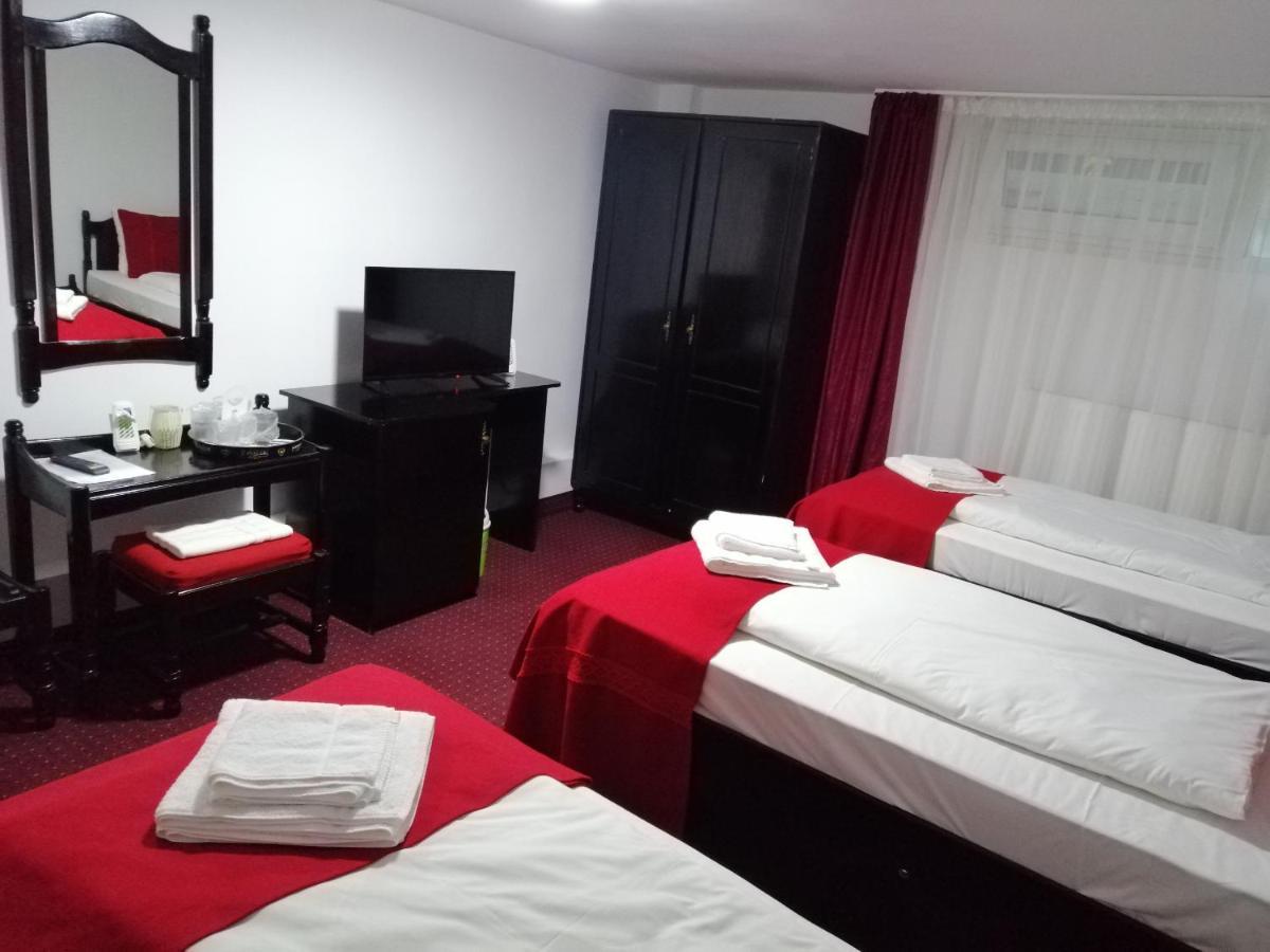 Copou Inn Iasi Exterior foto