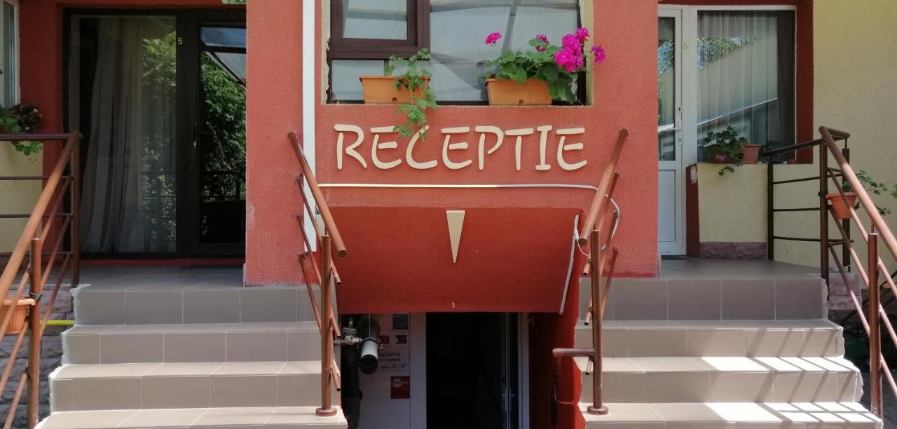 Copou Inn Iasi Exterior foto